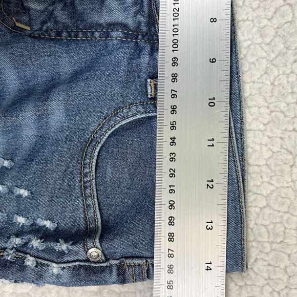 Younique Jeans Women’s Size 3 (Actual Sizes 28x22) Blue Crop Distressed Pattern - Picture 9 of 12
